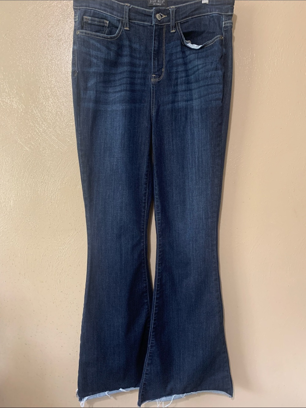 Judy Blue 13/31 Dark Indigo Flare Jeans — Classic Flared Leg Raw Hem